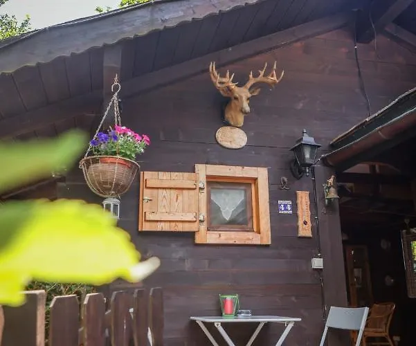 Le Du Petit Ours شاليه